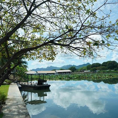 Ploy Resort Kanchanaburi Ngoại thất bức ảnh